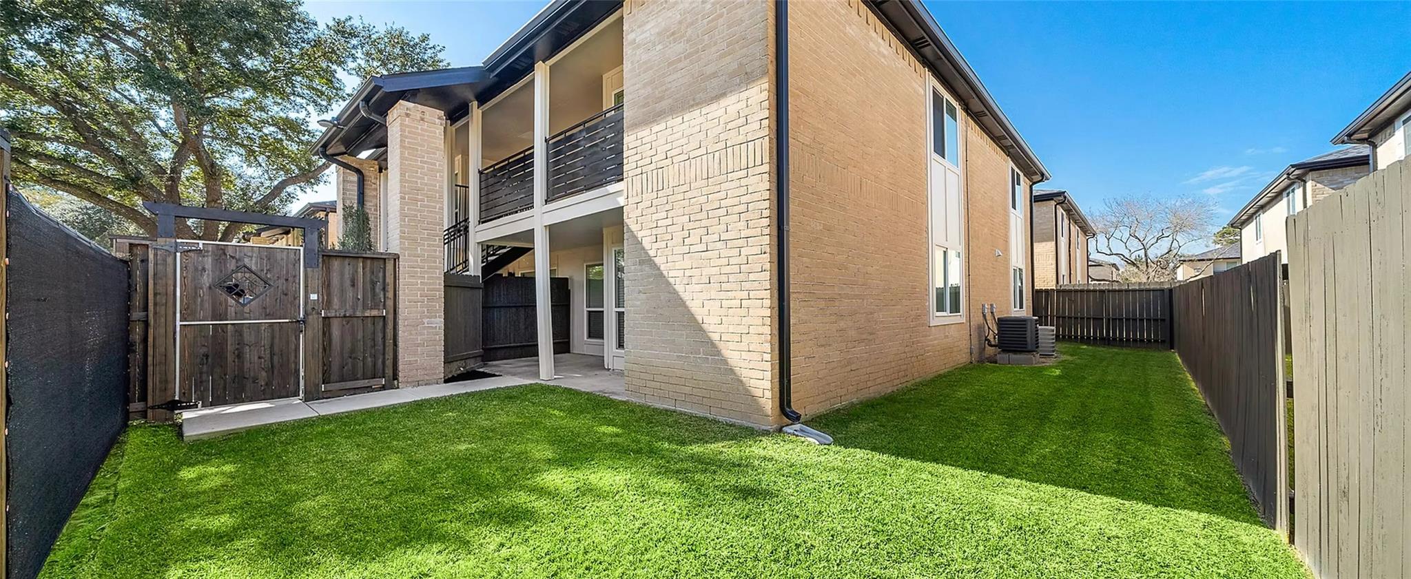 16311 Luzerne Dr # L330D, Houston, TX 77070