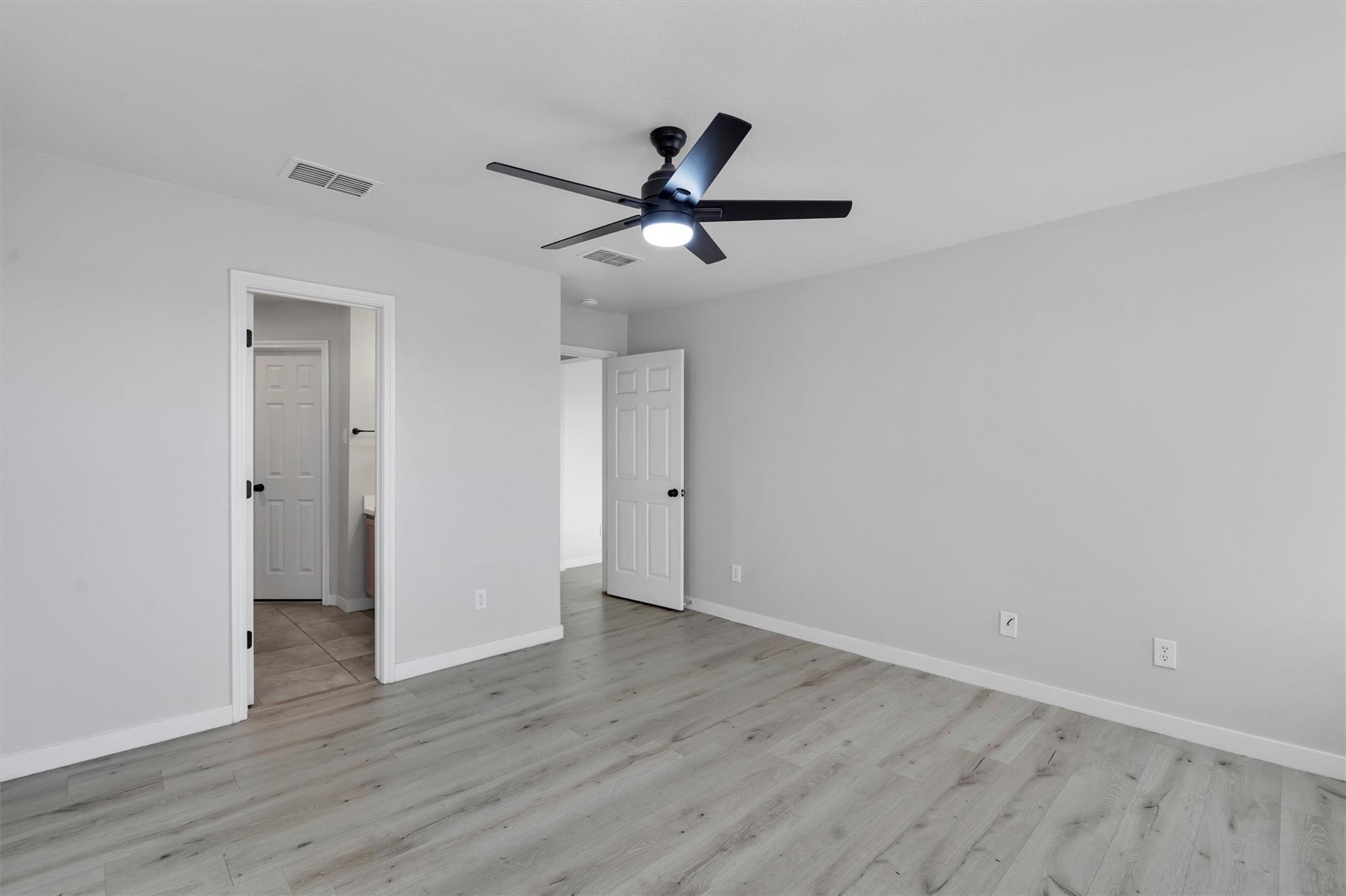 313 Drystone Trl, Liberty Hill, TX 78642