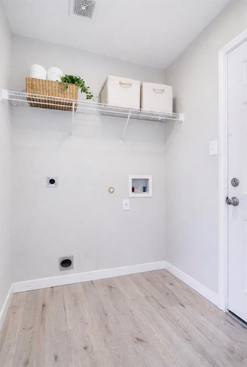 313 Drystone Trl, Liberty Hill, TX 78642