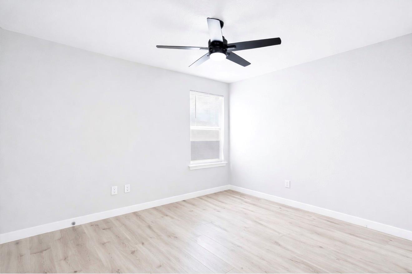 313 Drystone Trl, Liberty Hill, TX 78642