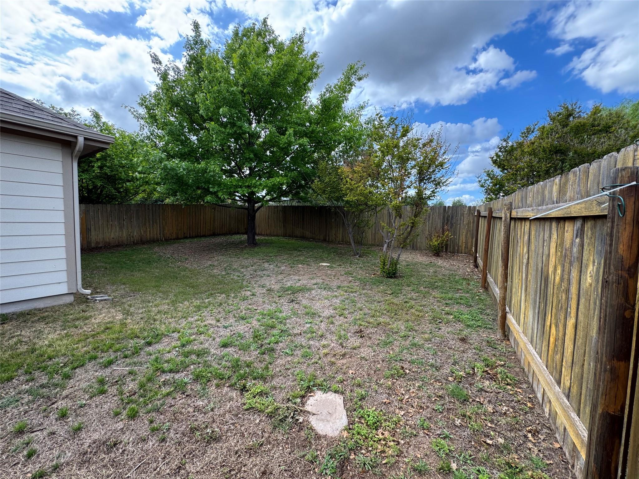 112 Eagle Owl Loop, Leander, TX 78641