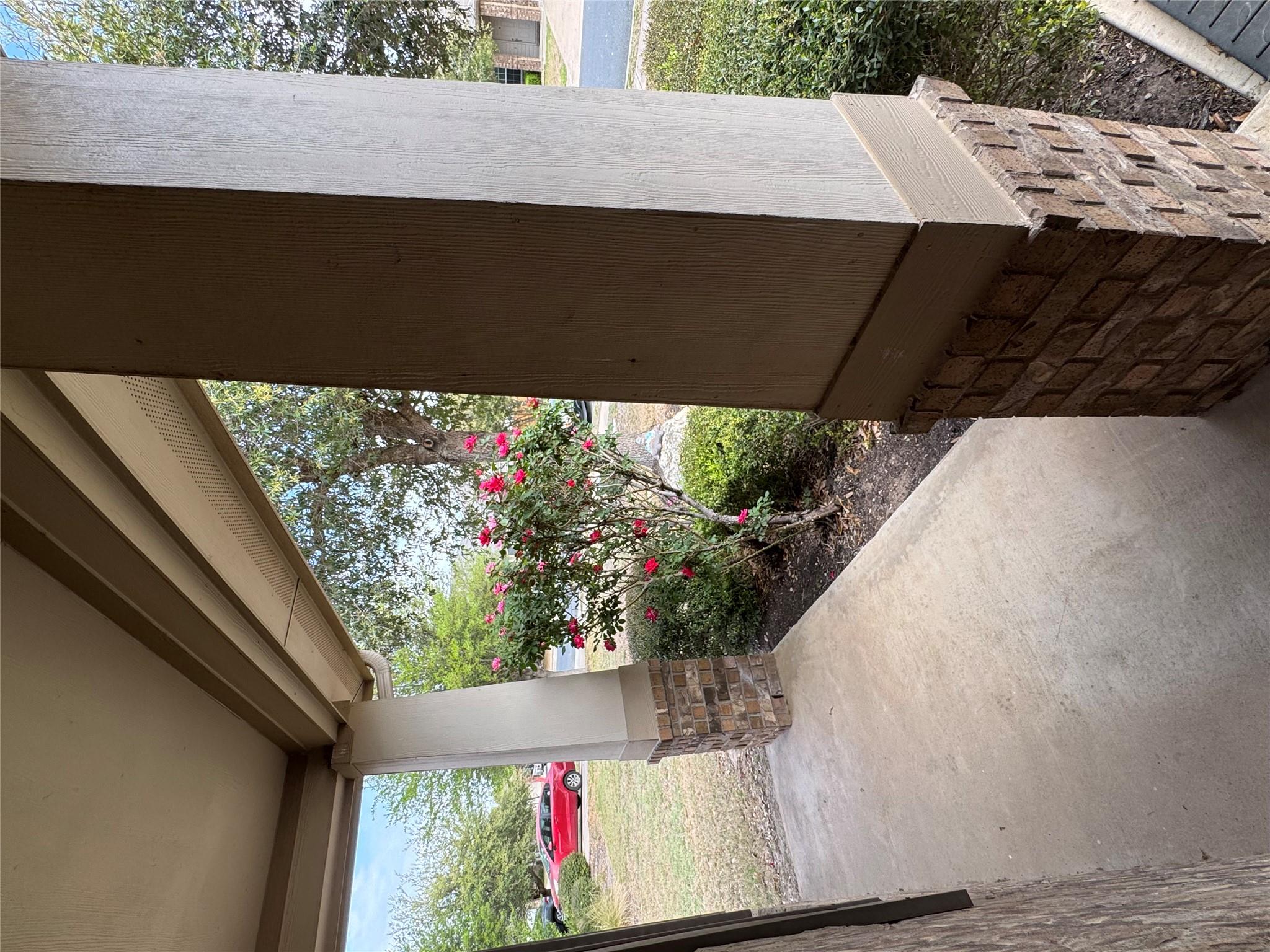 112 Eagle Owl Loop, Leander, TX 78641