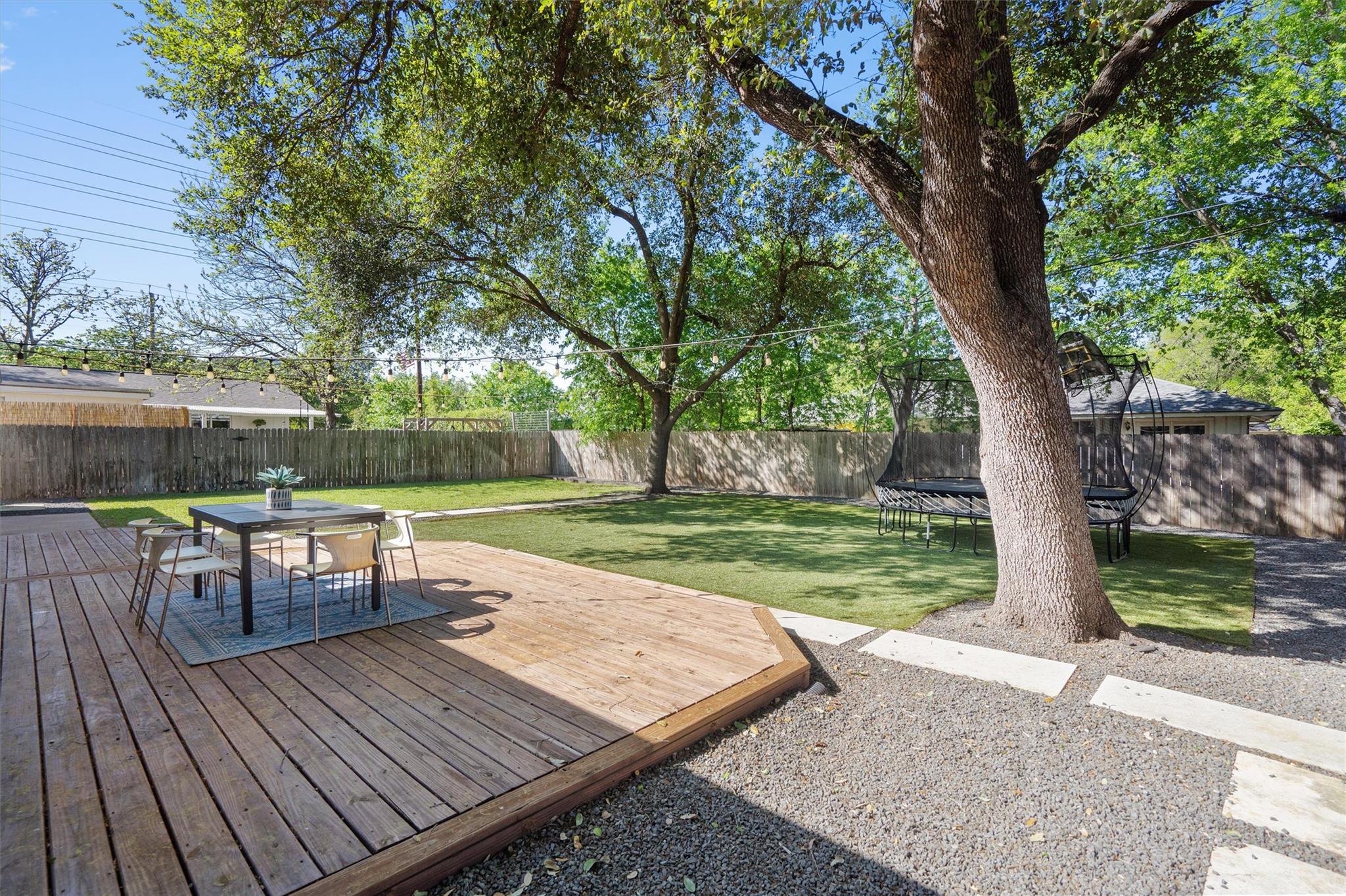 3306 Whiteway Dr, Austin, TX 78757