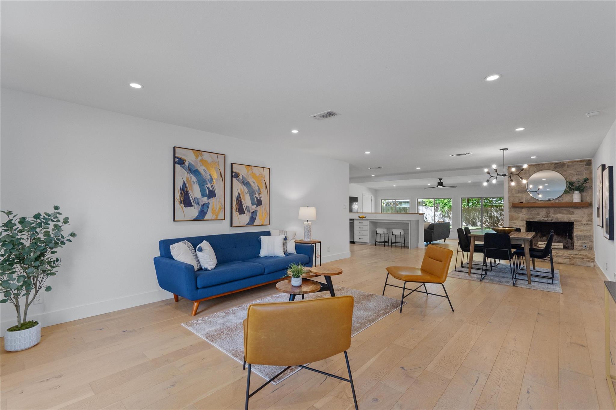 3306 Whiteway Dr, Austin, TX 78757