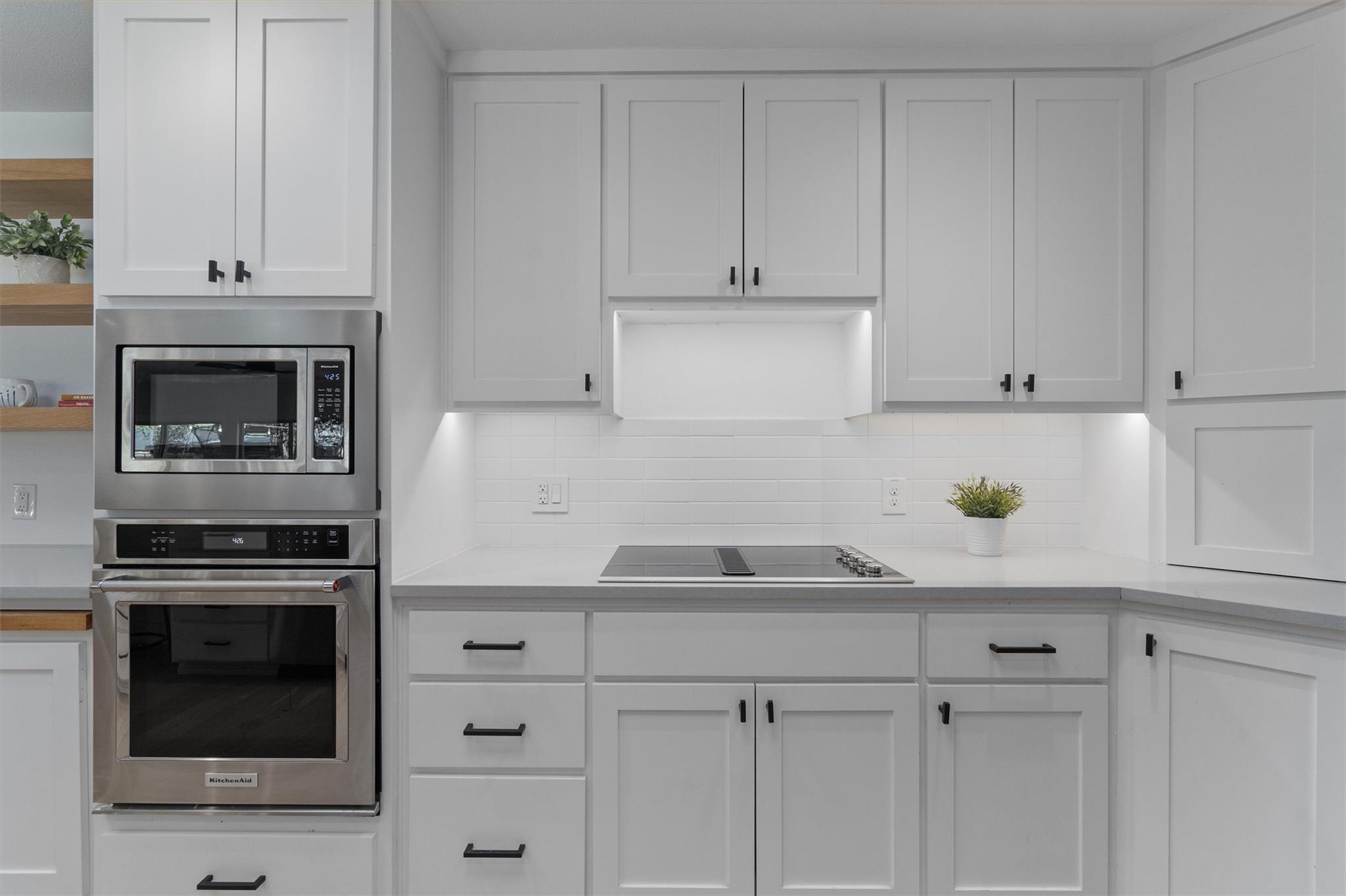 3306 Whiteway Dr, Austin, TX 78757