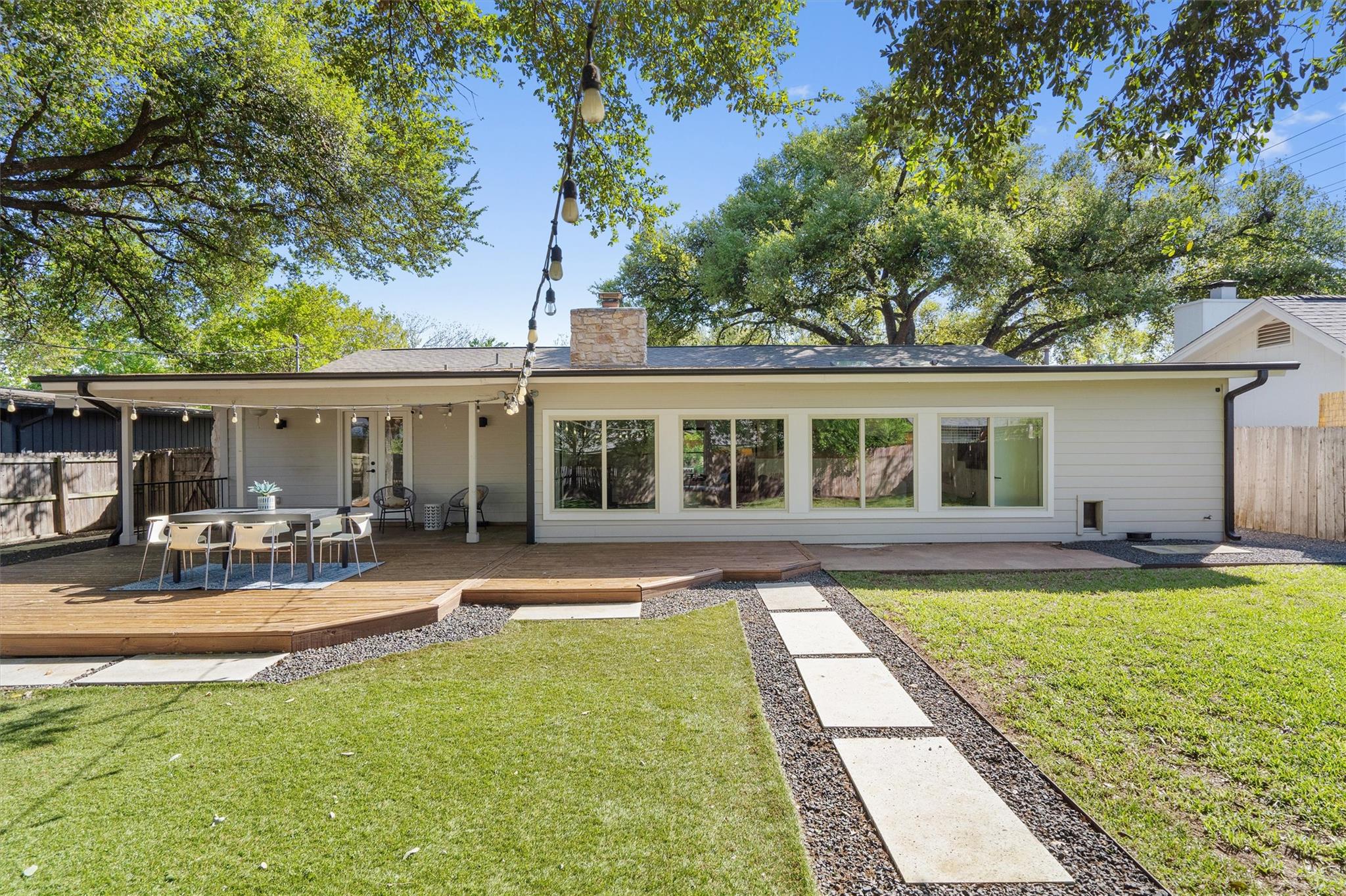 3306 Whiteway Dr, Austin, TX 78757