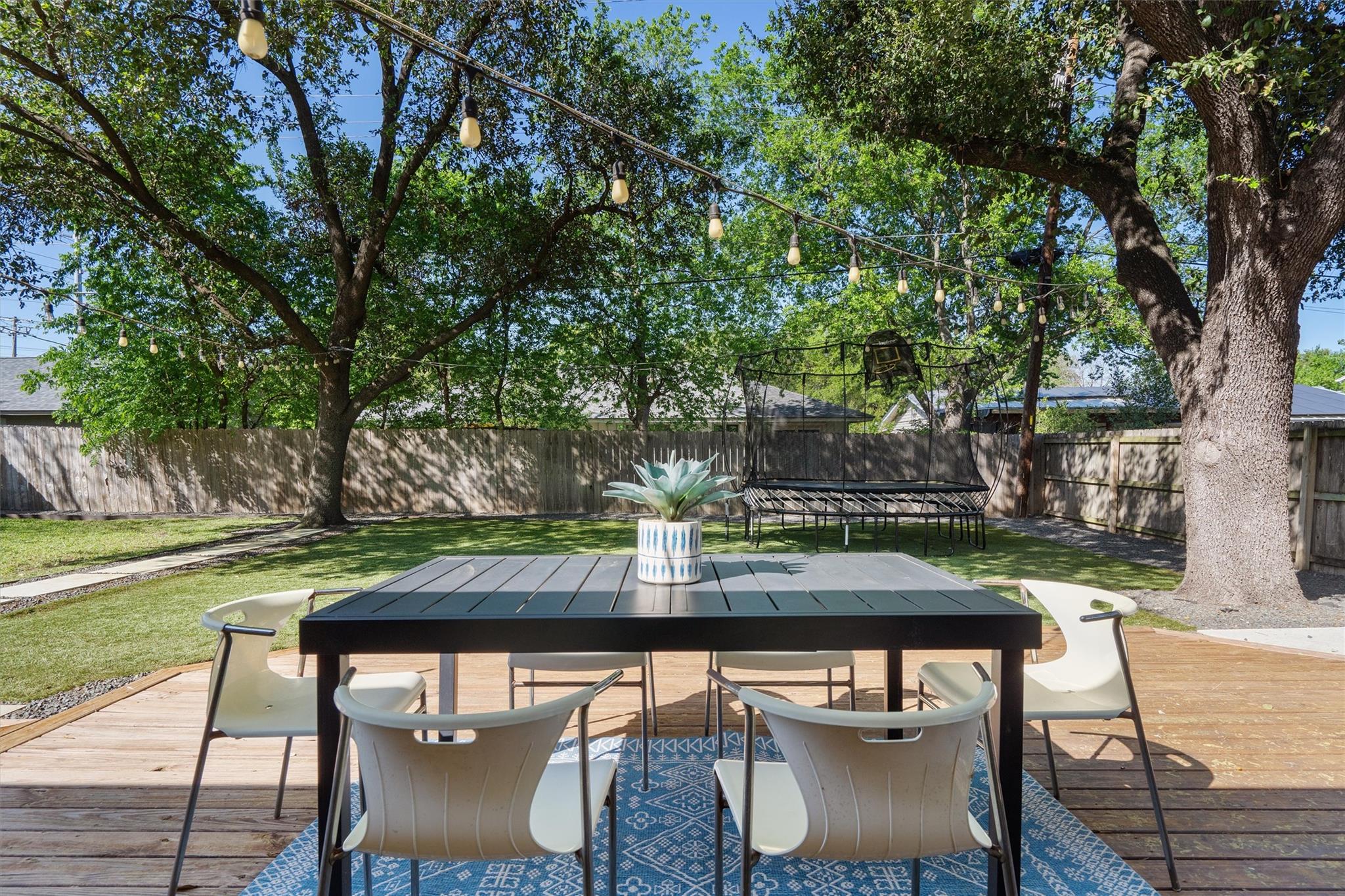 3306 Whiteway Dr, Austin, TX 78757