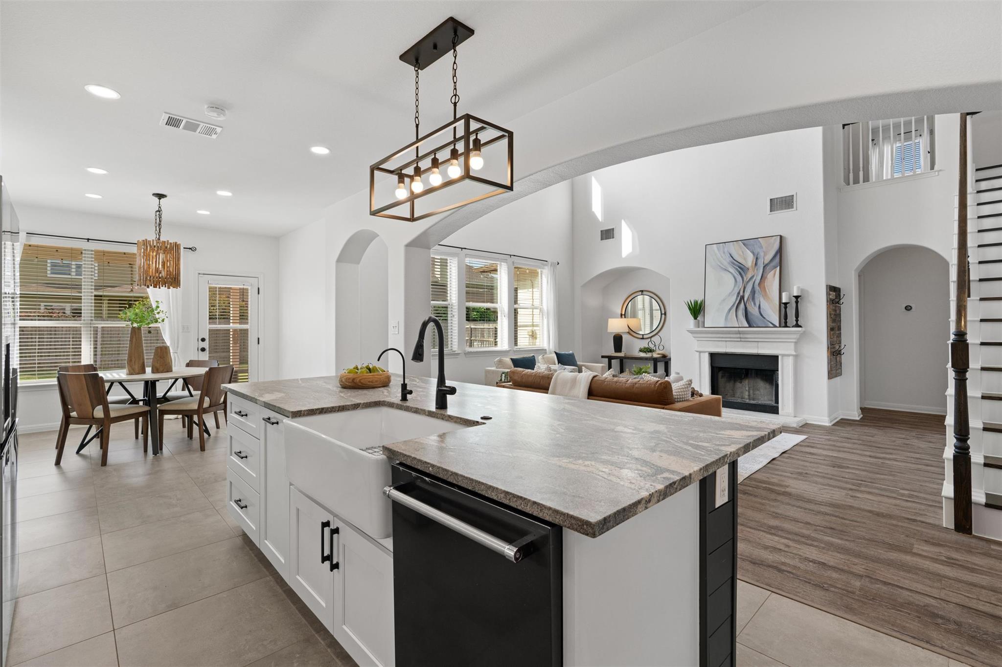 232 Prospector Ln, Liberty Hill, TX 78642