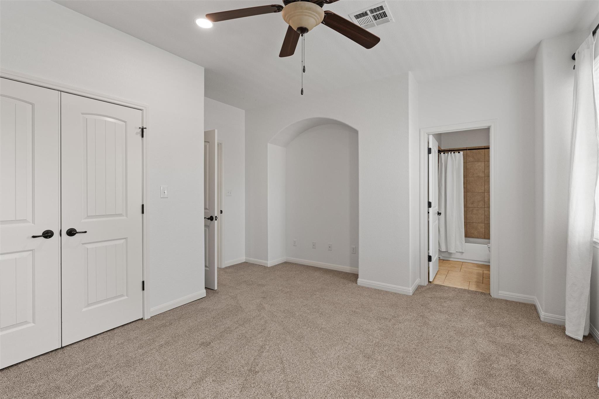 232 Prospector Ln, Liberty Hill, TX 78642