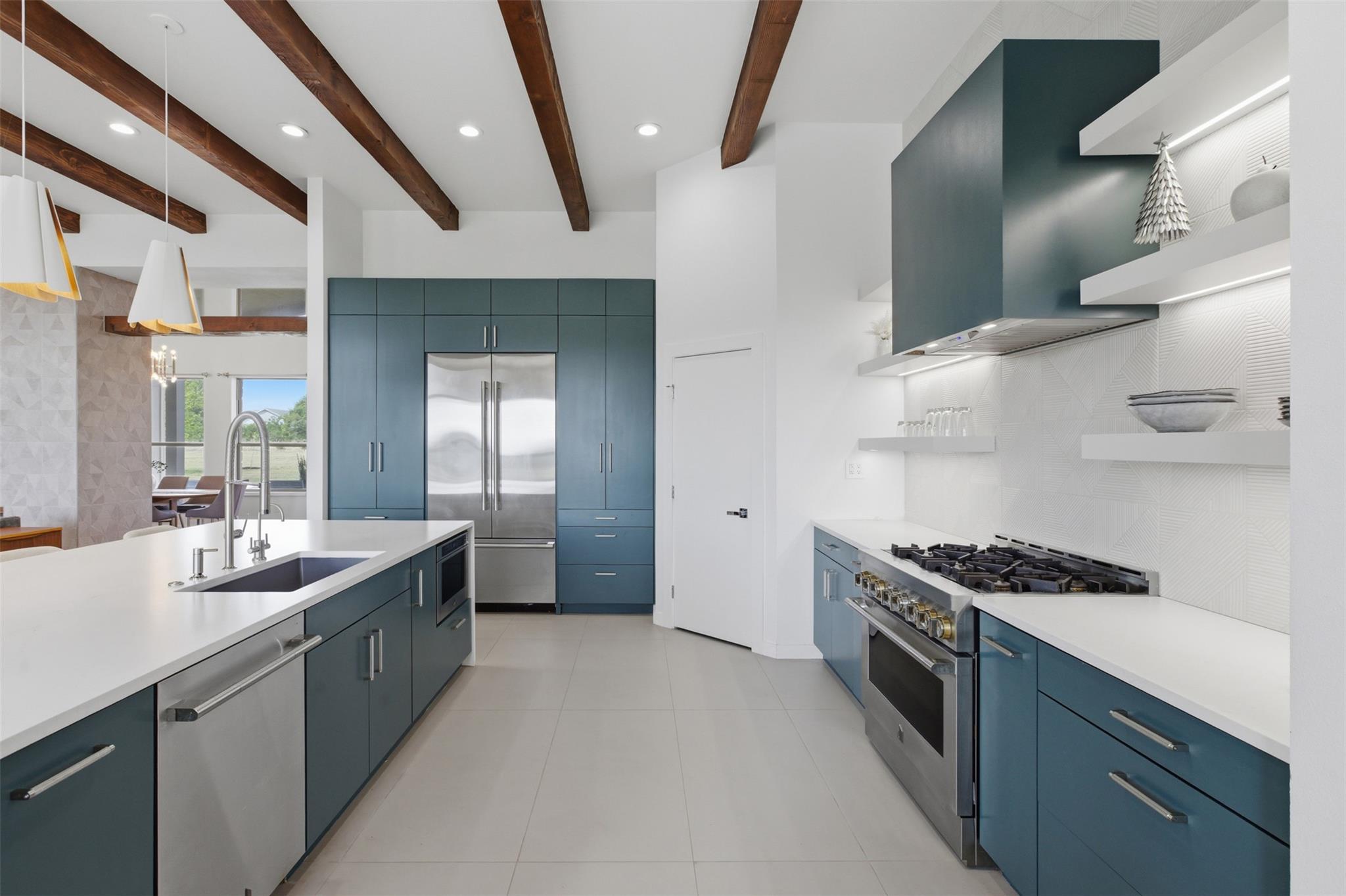 215 Mesa Vista Dr, Leander, TX 78641