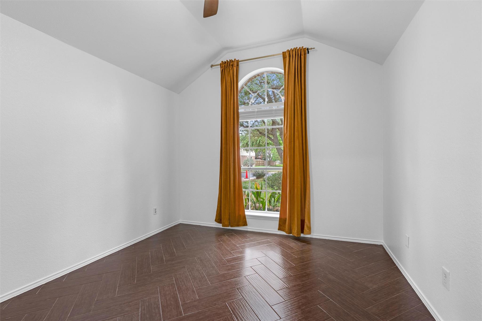 9305 Lightwood Loop, Austin, TX 78748