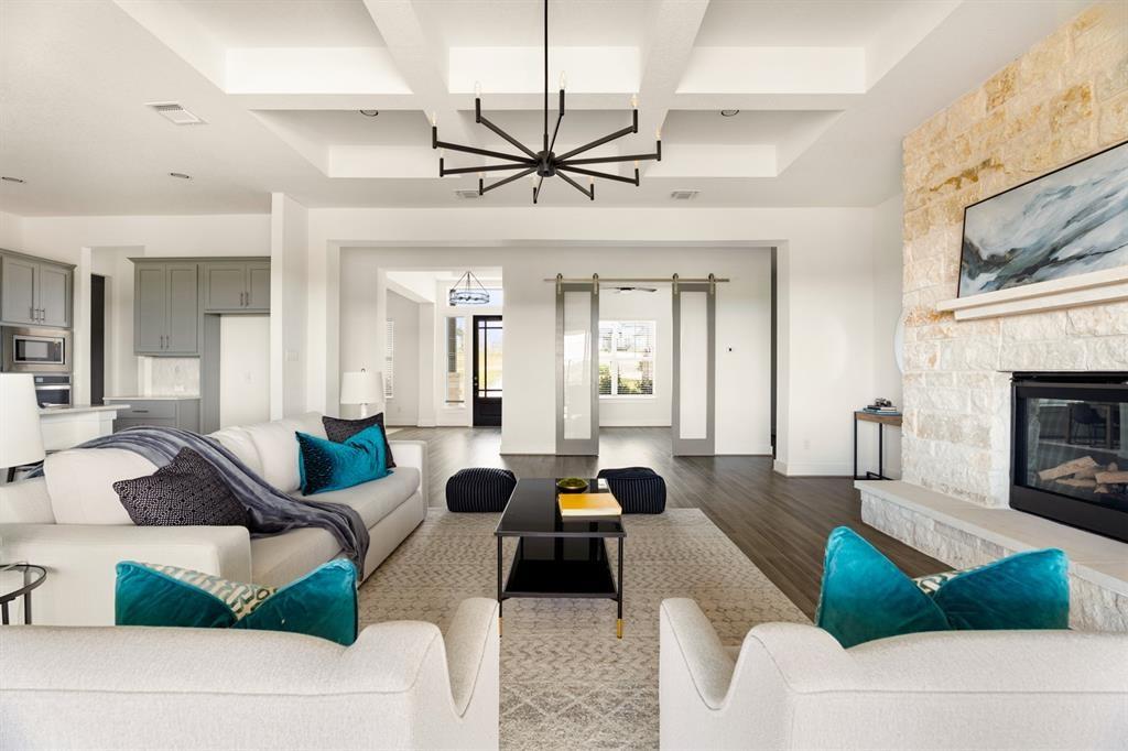 65 Sierra Mosca Trl, Liberty Hill, TX 78642