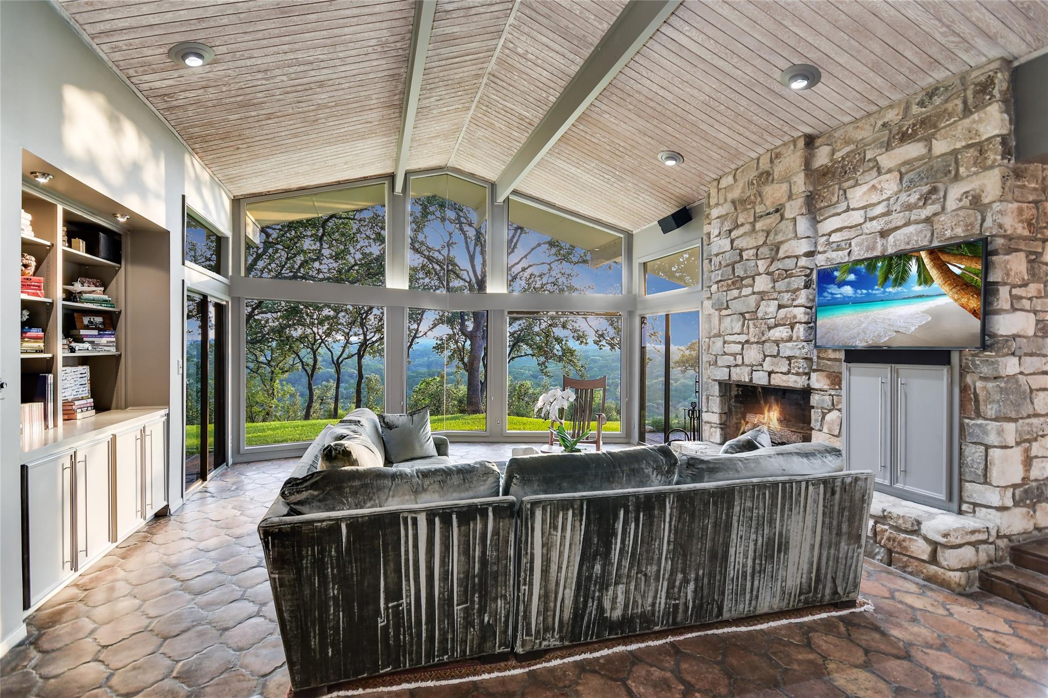 2200 CERCA VIEJO Way, Austin, TX 78746