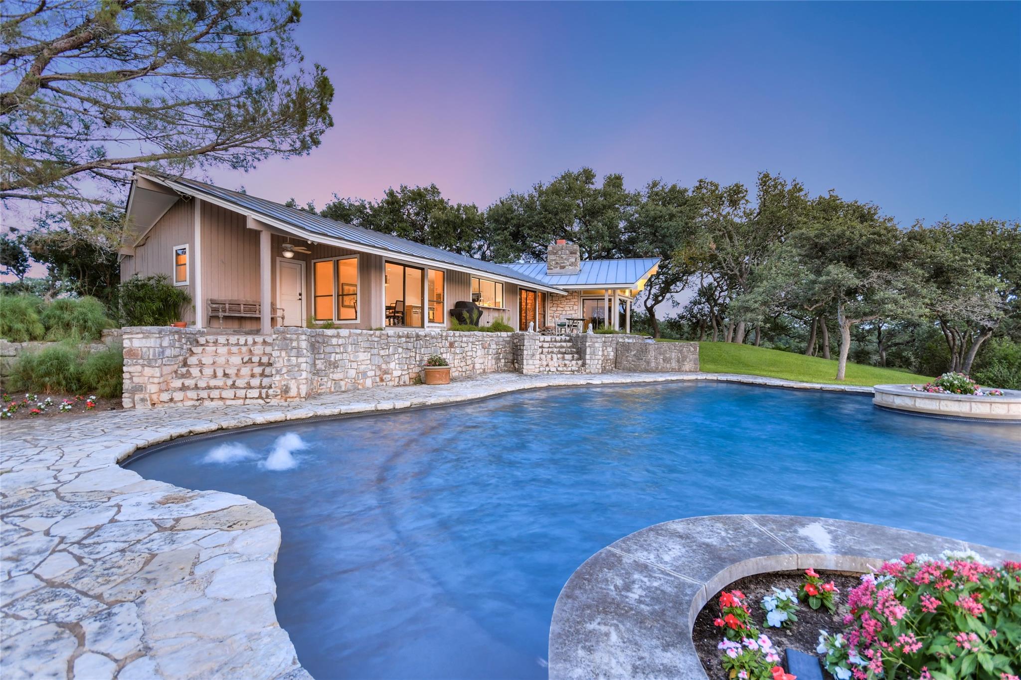 2200 CERCA VIEJO Way, Austin, TX 78746