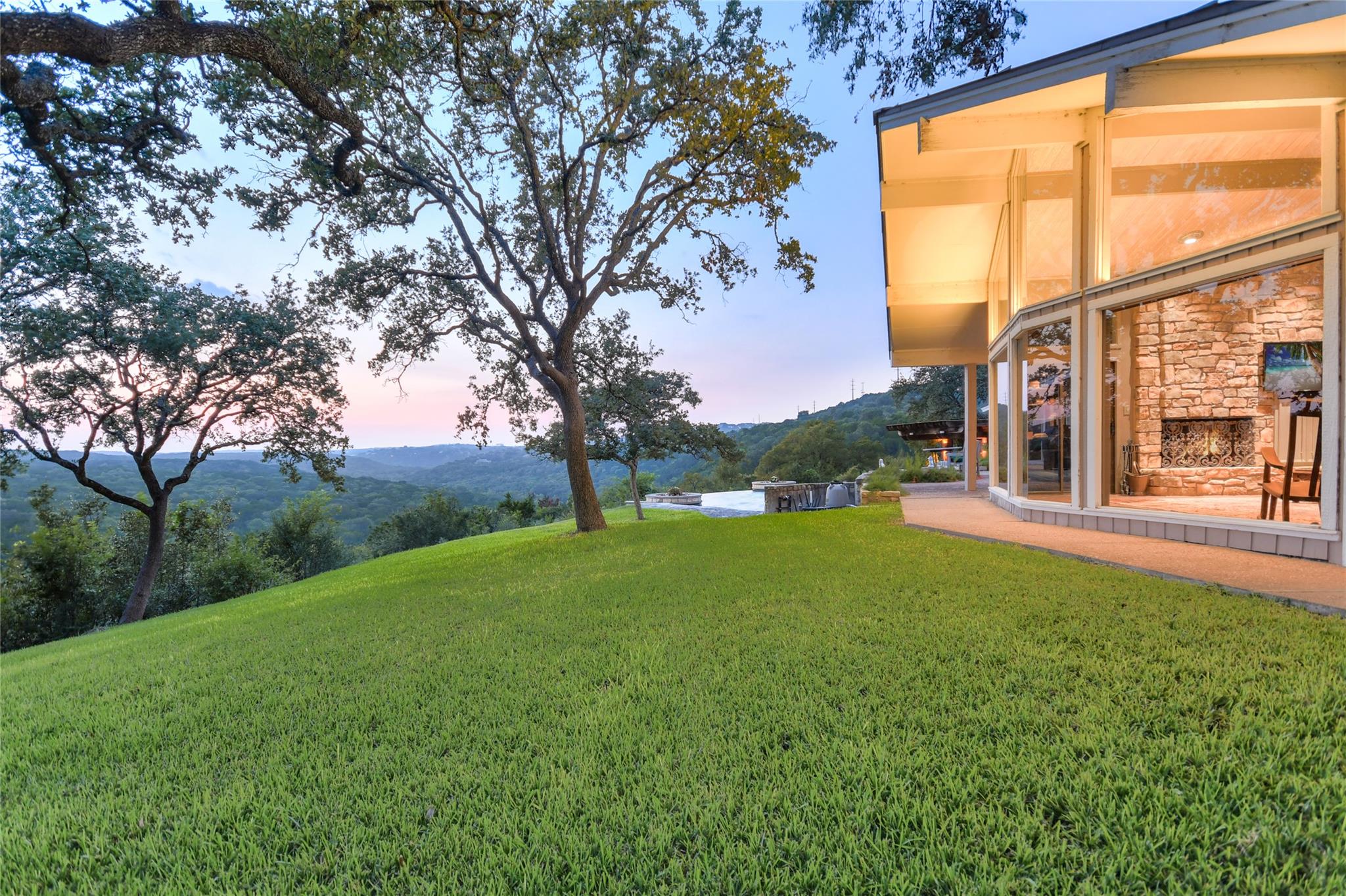 2200 CERCA VIEJO Way, Austin, TX 78746