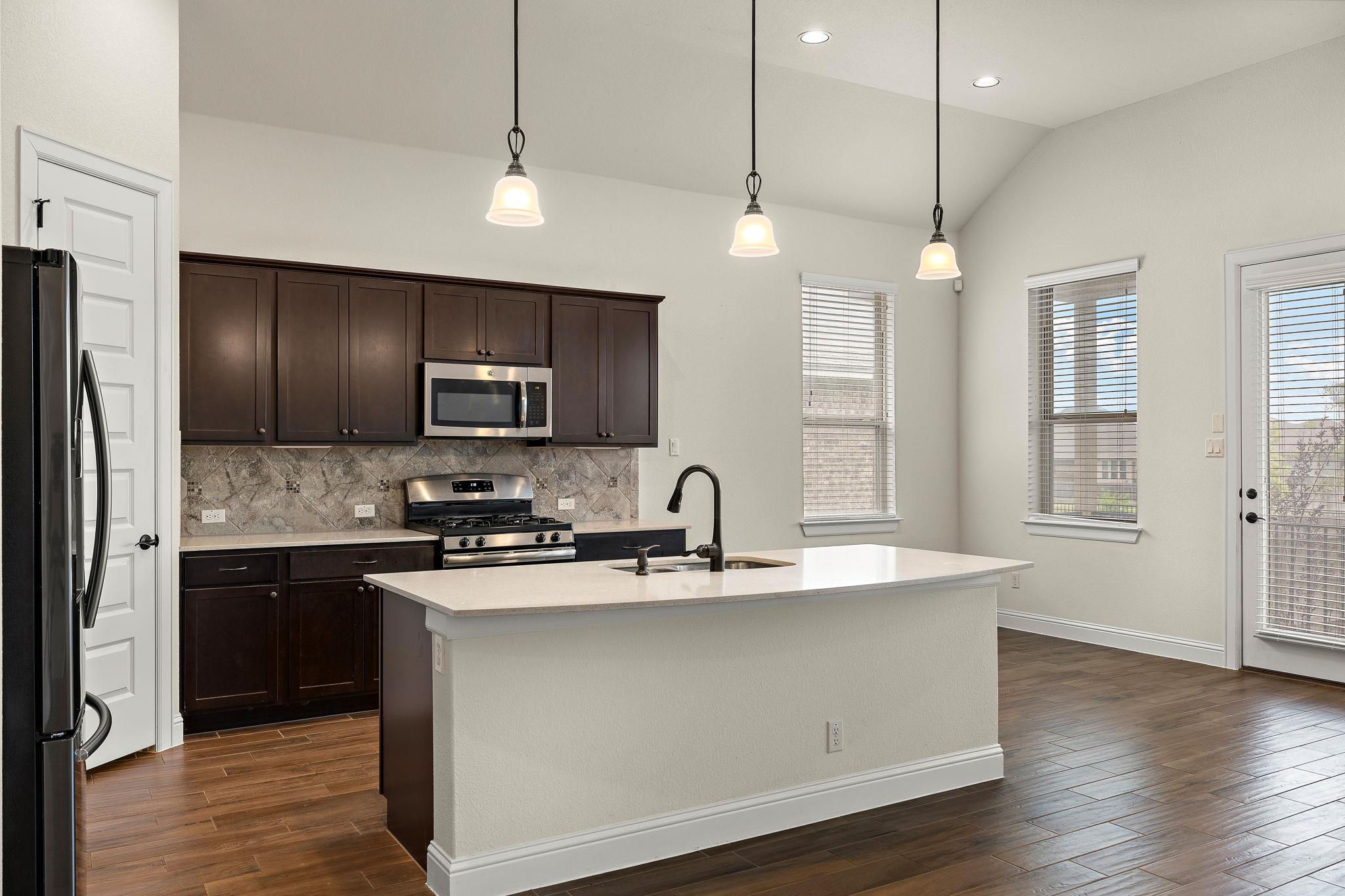 6728 Brindisi Pl, Round Rock, TX 78665