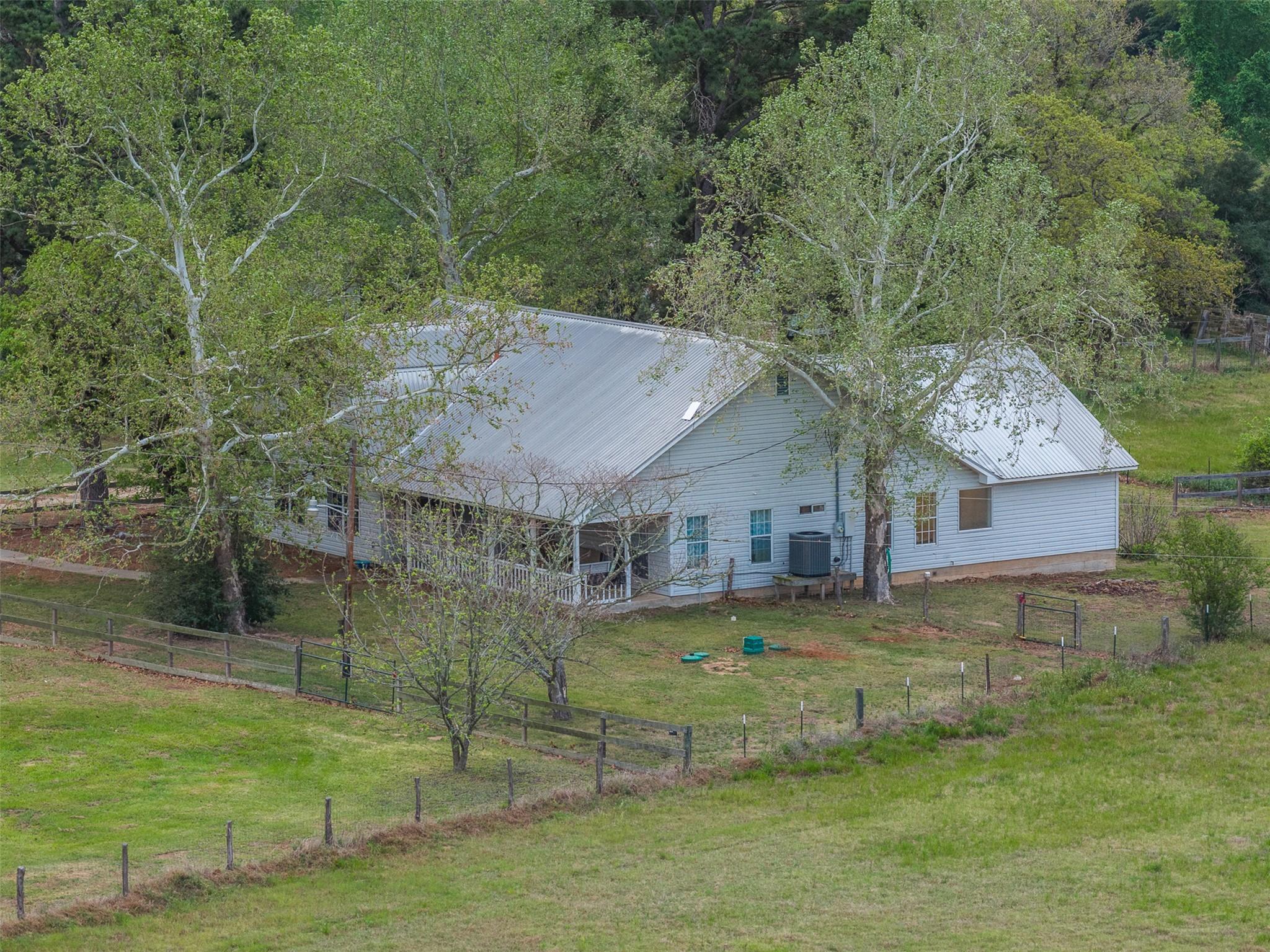 4431 County Road 308, Caldwell, TX 77836