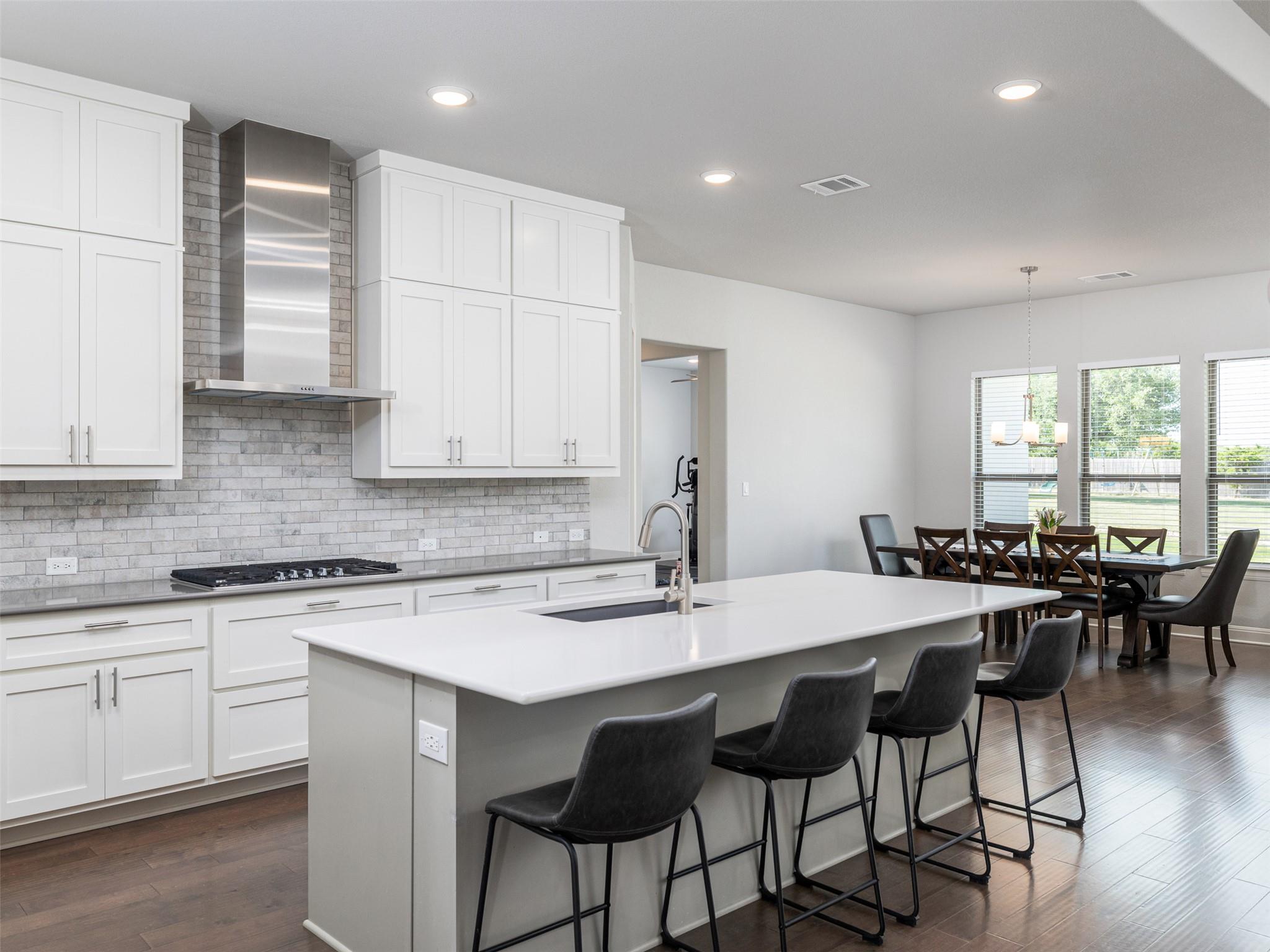 505 Lodge Ct, Liberty Hill, TX 78642