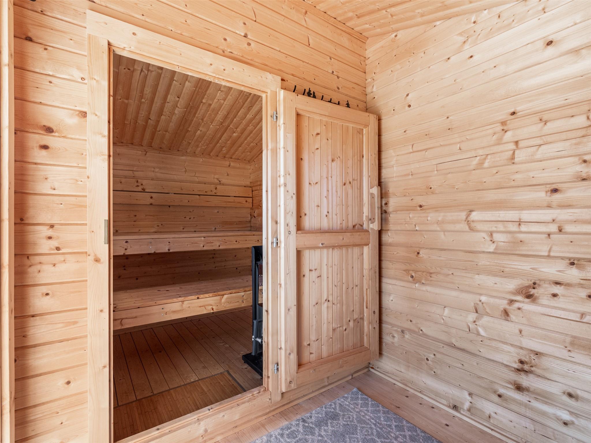 505 Lodge Ct, Liberty Hill, TX 78642