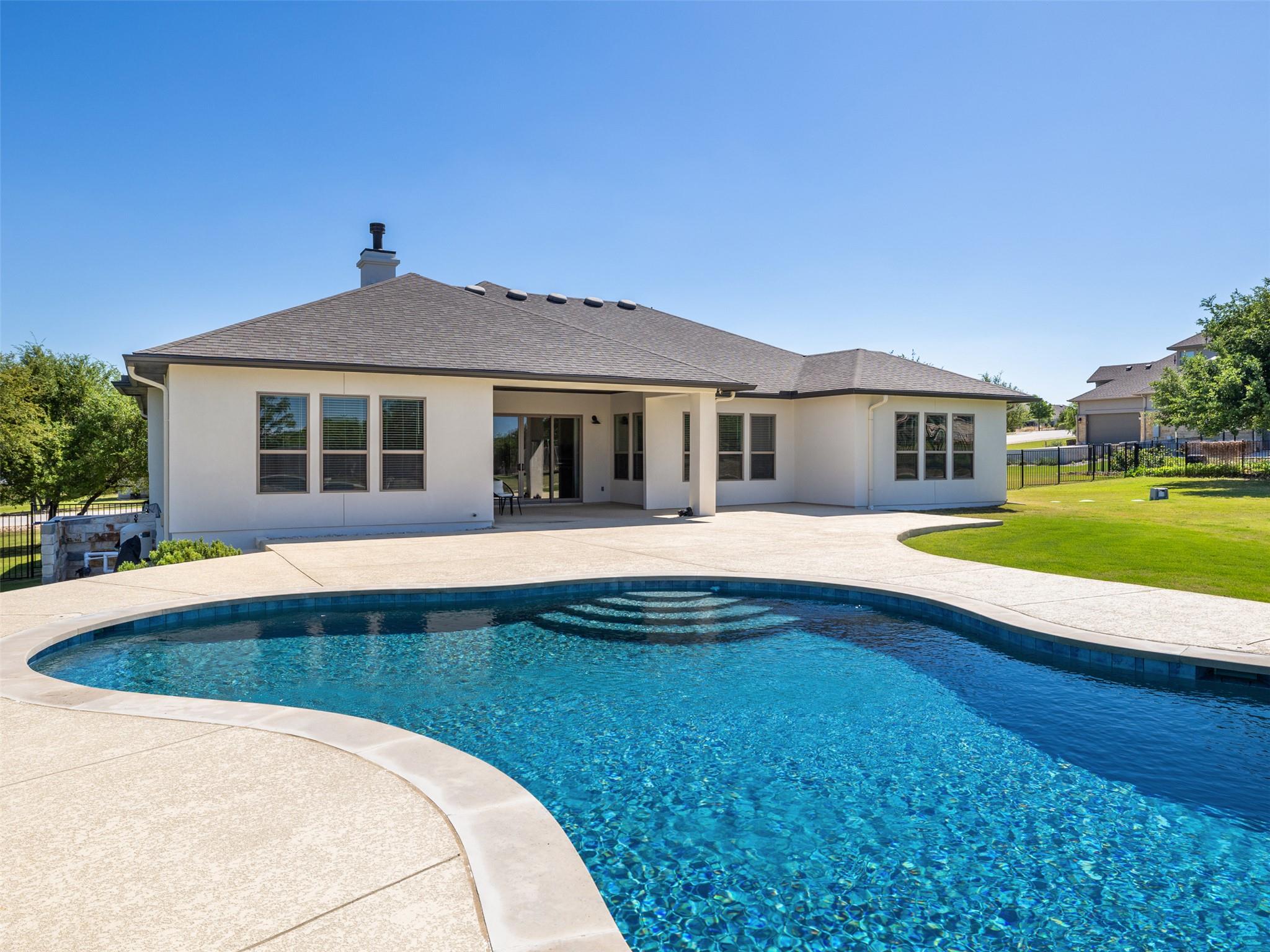 505 Lodge Ct, Liberty Hill, TX 78642