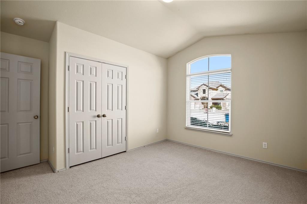 112 Hondo Gap Ln, Jarrell, TX 76537