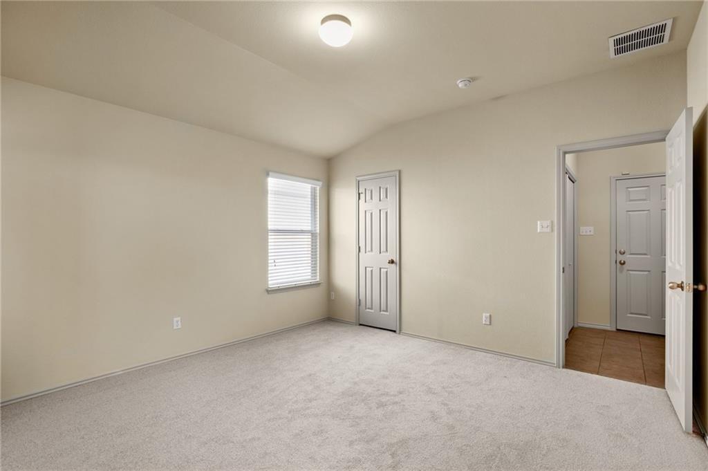 112 Hondo Gap Ln, Jarrell, TX 76537