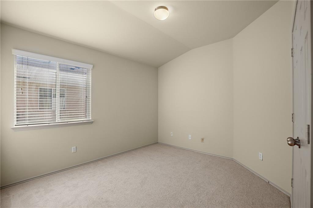 112 Hondo Gap Ln, Jarrell, TX 76537