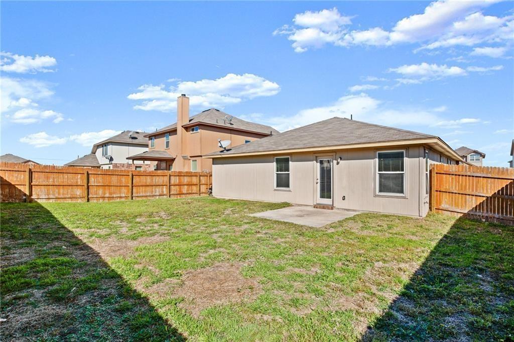 112 Hondo Gap Ln, Jarrell, TX 76537
