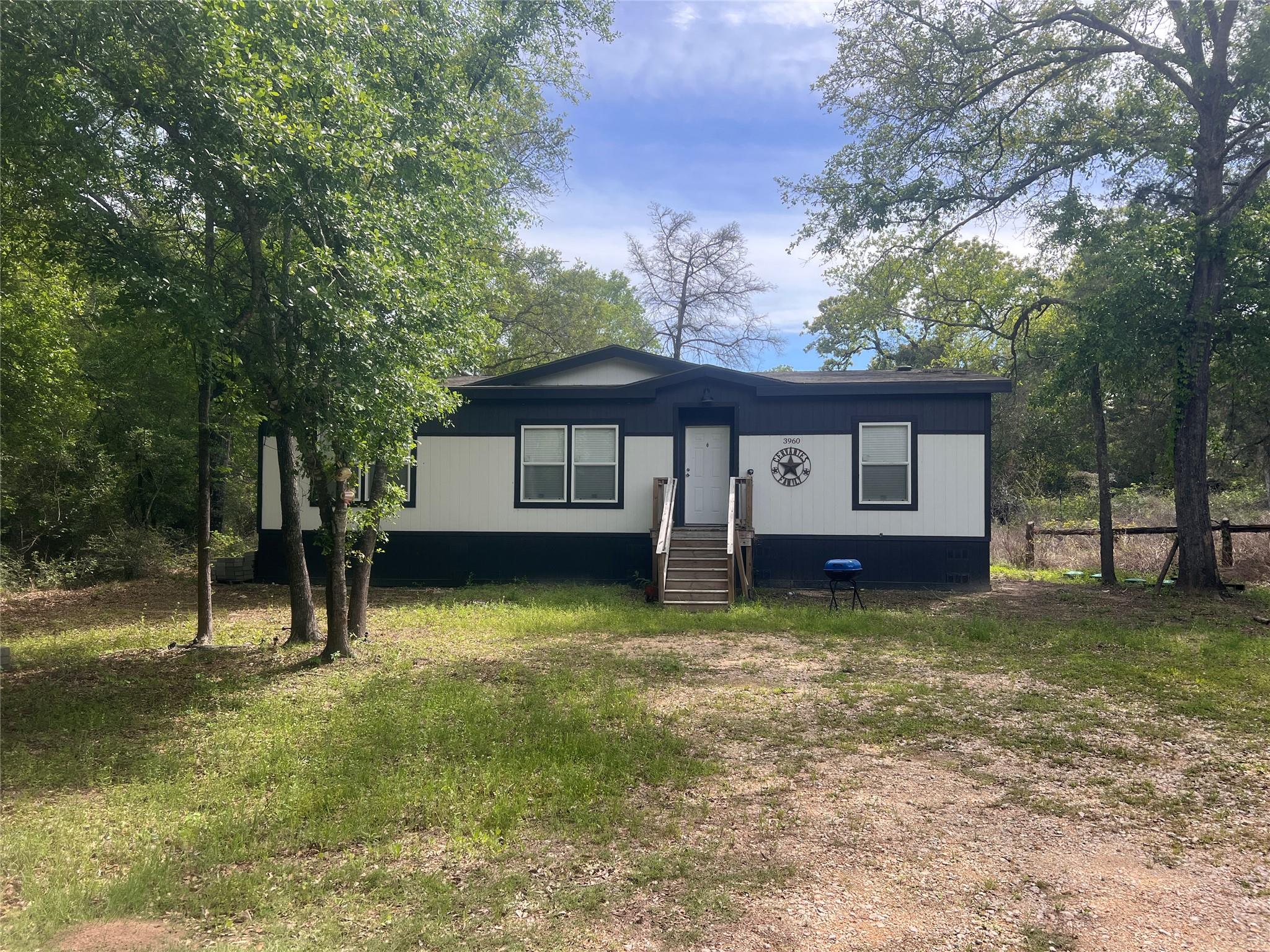 3960 County Road 324, Caldwell, TX 77836