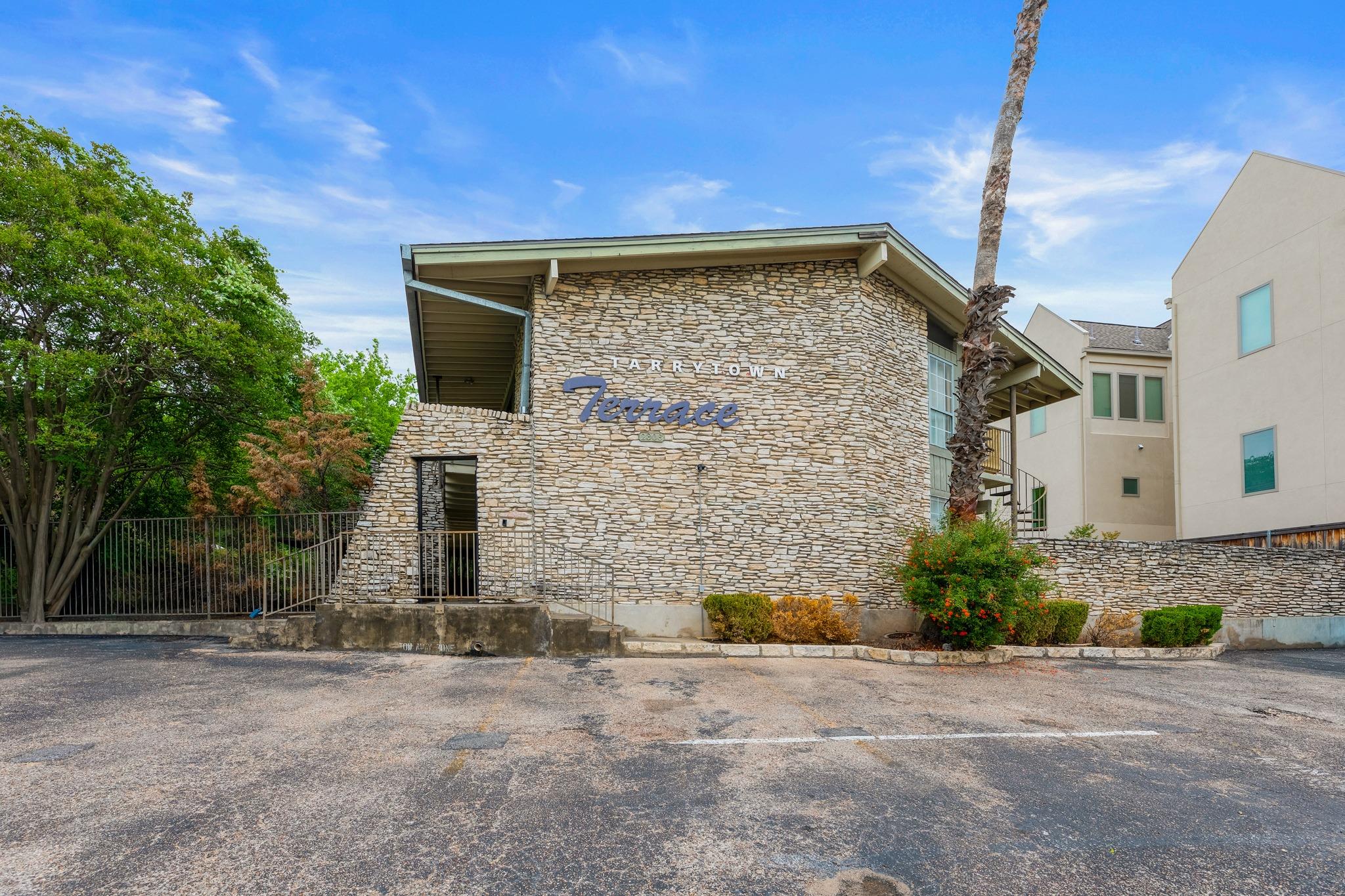 2308 Enfield Rd # 204, Austin, TX 78703