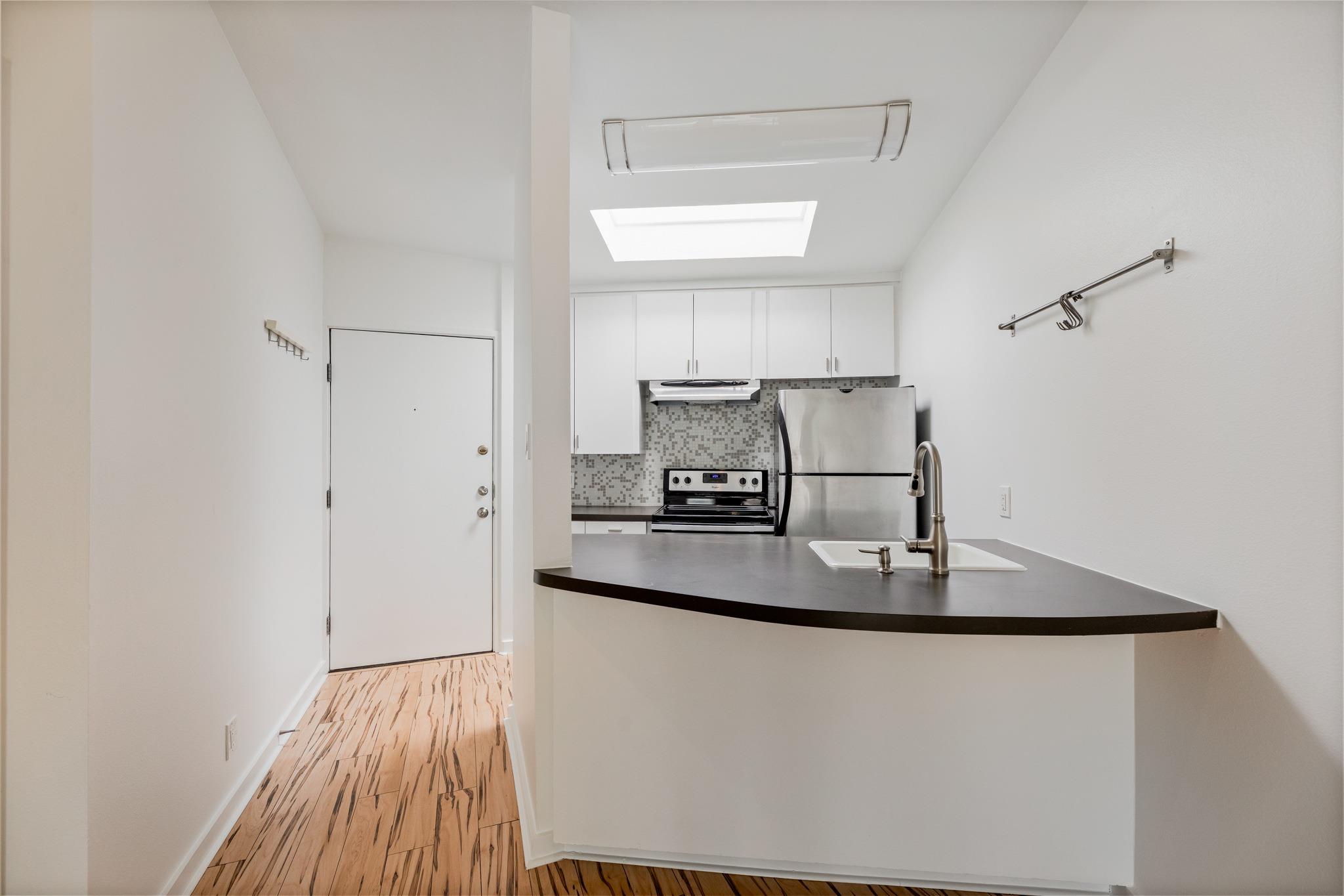 2308 Enfield Rd # 204, Austin, TX 78703