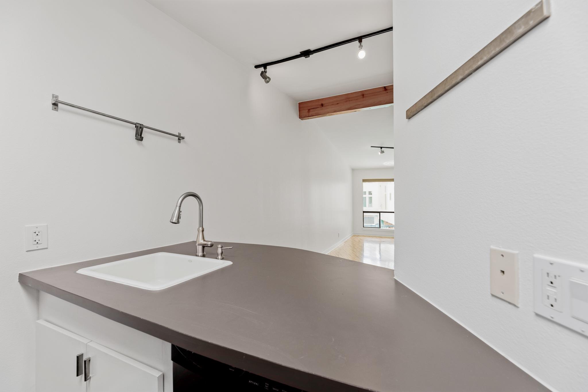 2308 Enfield Rd # 204, Austin, TX 78703