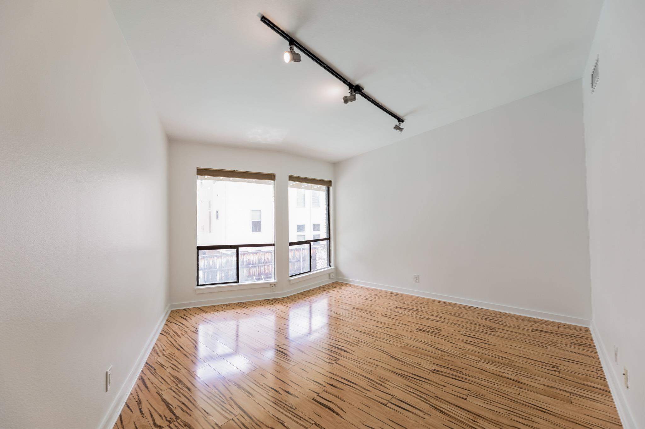 2308 Enfield Rd # 204, Austin, TX 78703