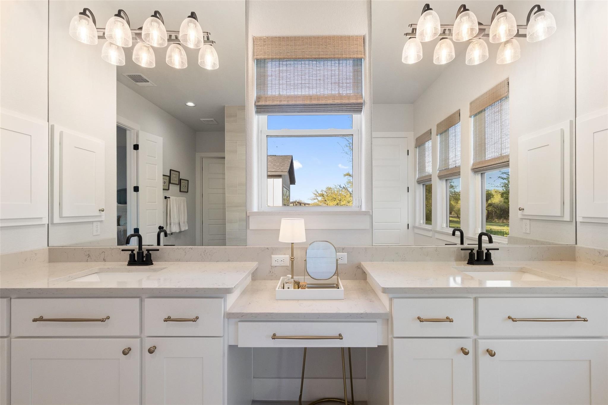 192 Gaucho Way, Dripping Springs, TX 78620