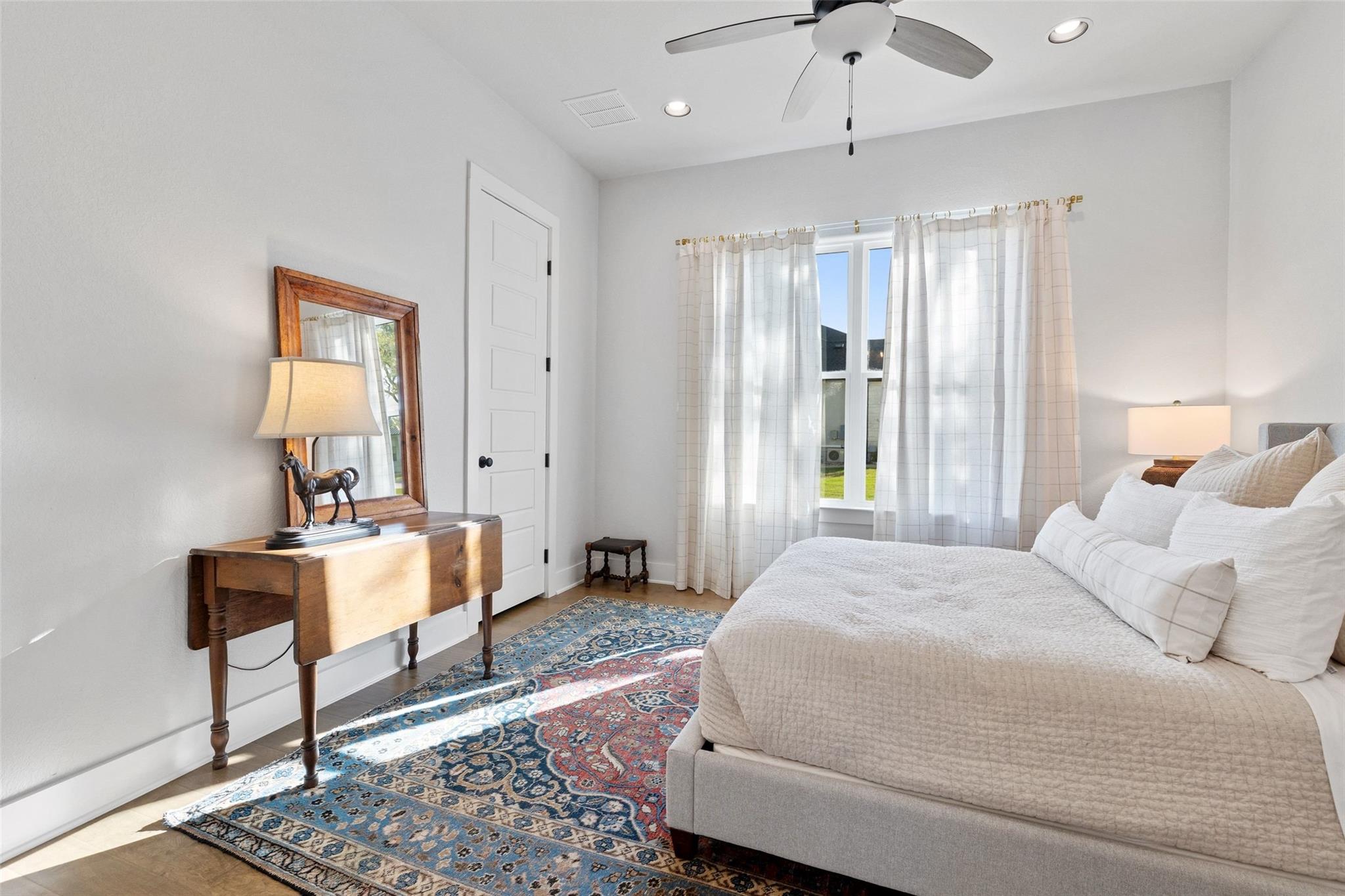 192 Gaucho Way, Dripping Springs, TX 78620