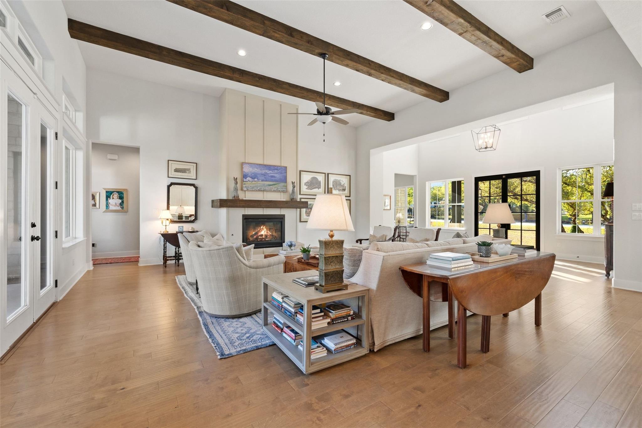 192 Gaucho Way, Dripping Springs, TX 78620