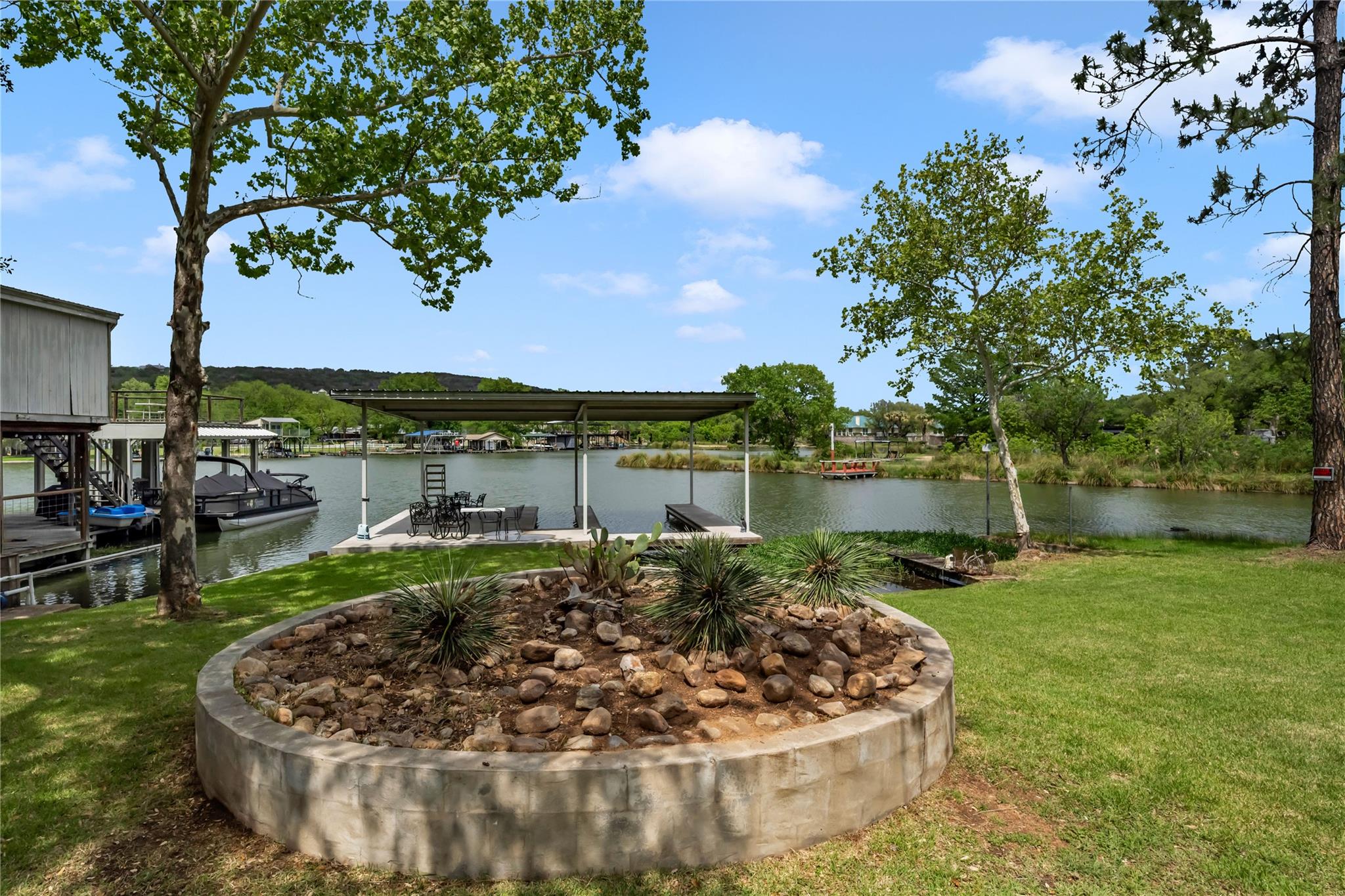 817 County Road 126, Kingsland, TX 78639