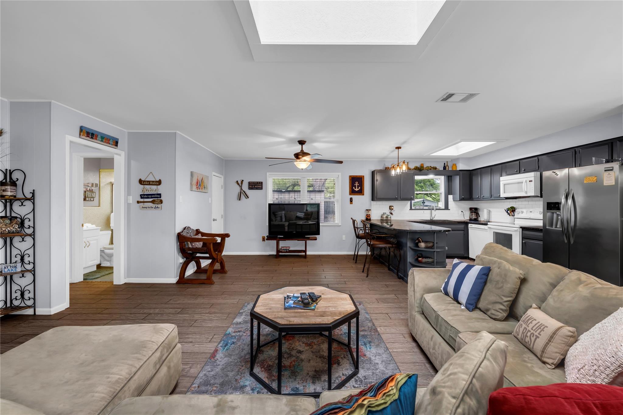 817 County Road 126, Kingsland, TX 78639