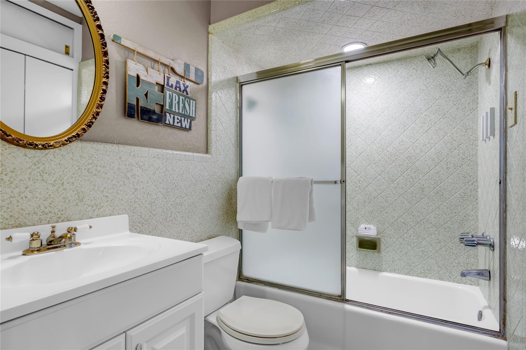 817 County Road 126, Kingsland, TX 78639