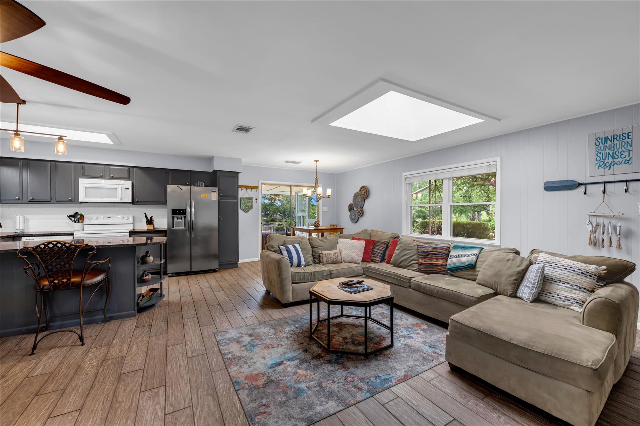 817 County Road 126, Kingsland, TX 78639