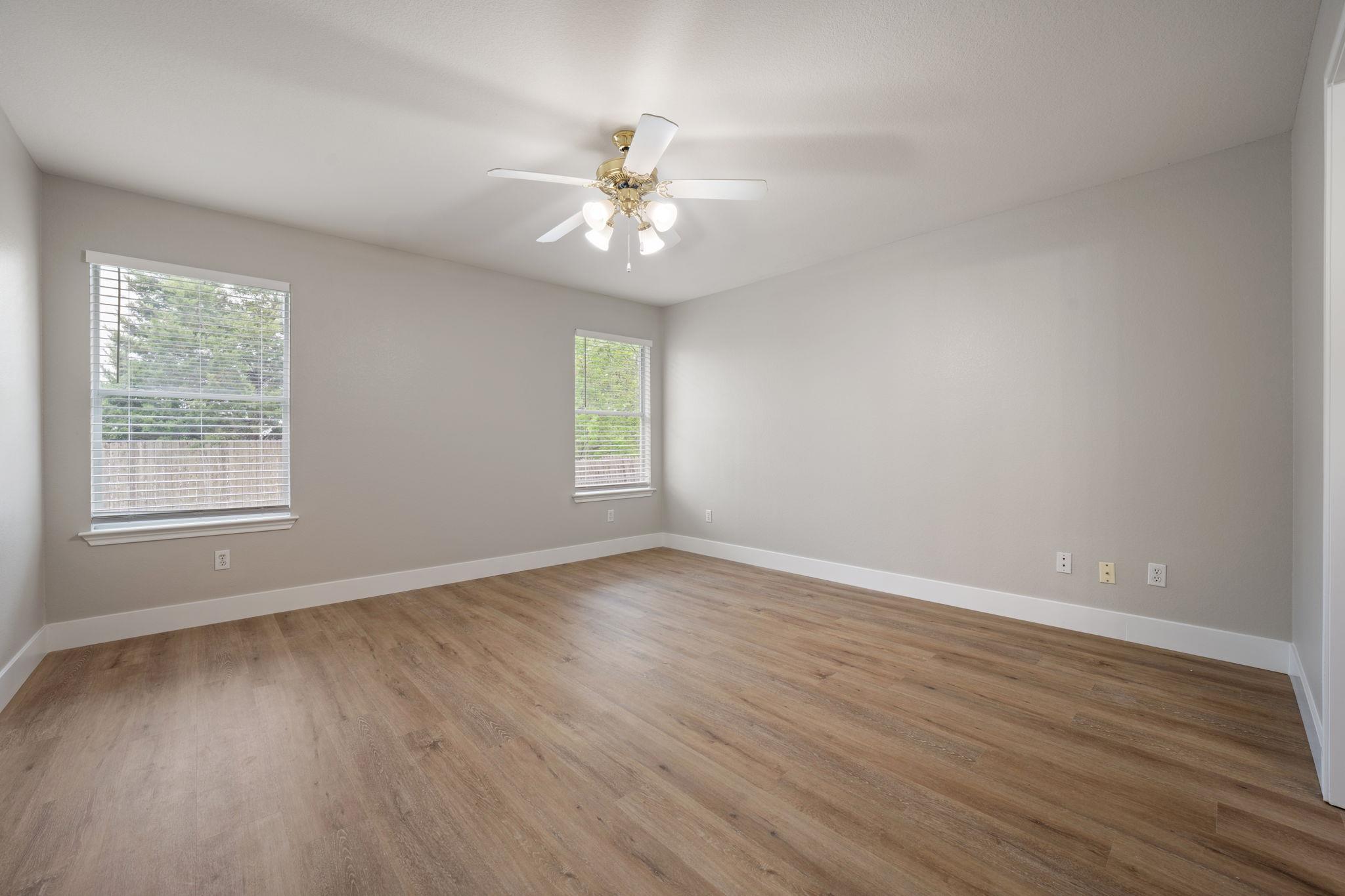 1056 Kenneys Way, Round Rock, TX 78665