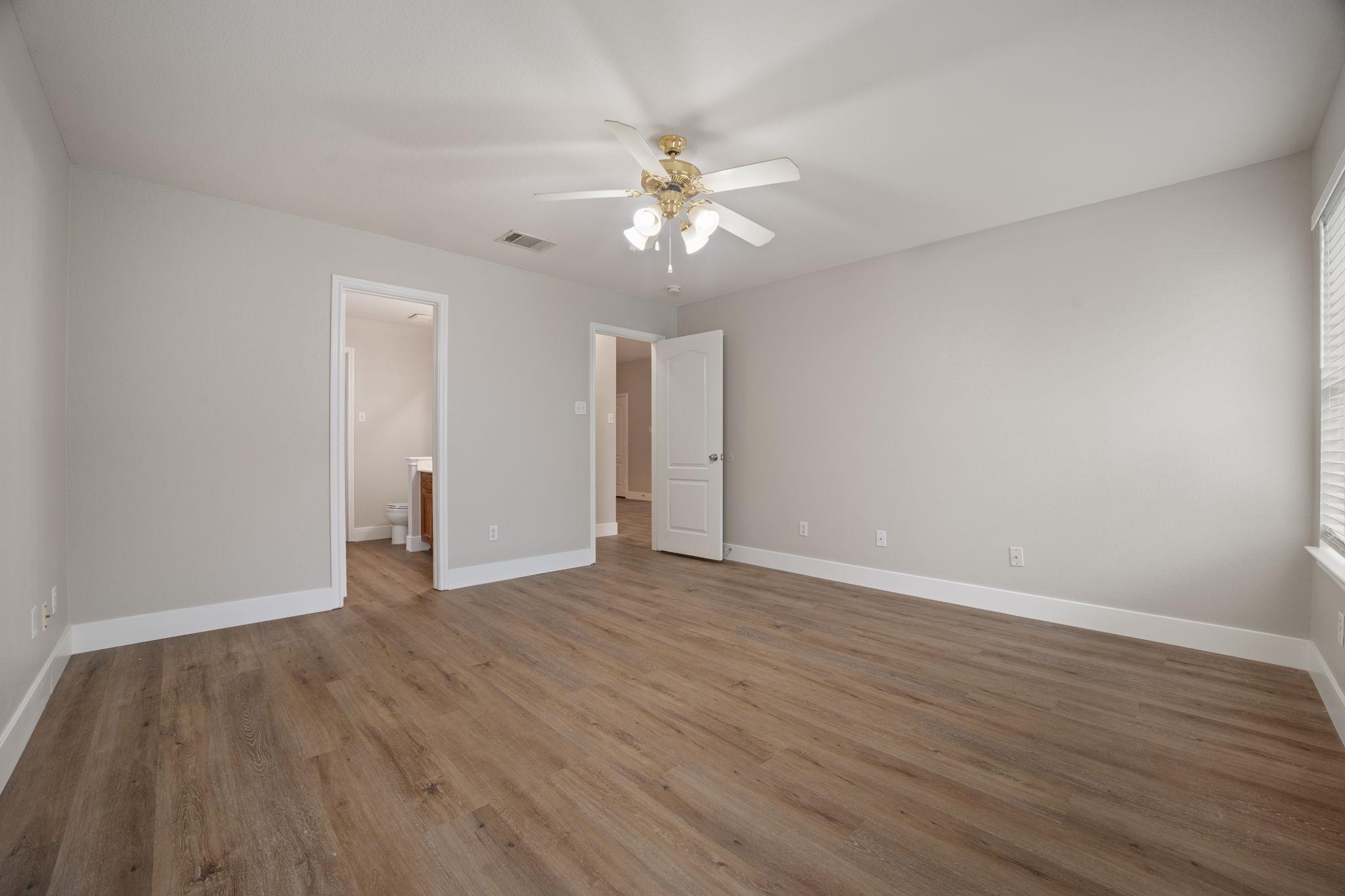 1056 Kenneys Way, Round Rock, TX 78665