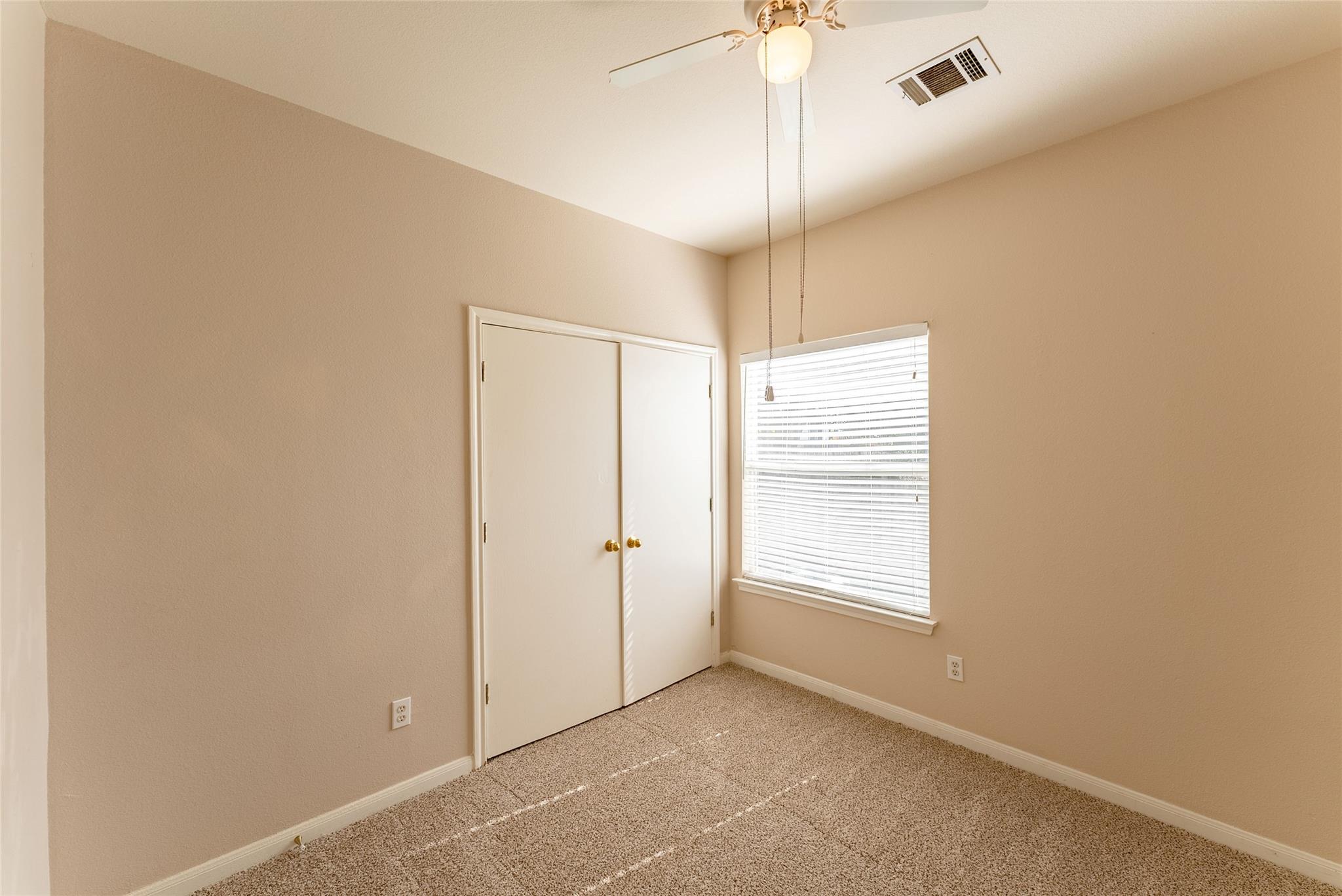 2825 Southampton Way # B, Round Rock, TX 78664