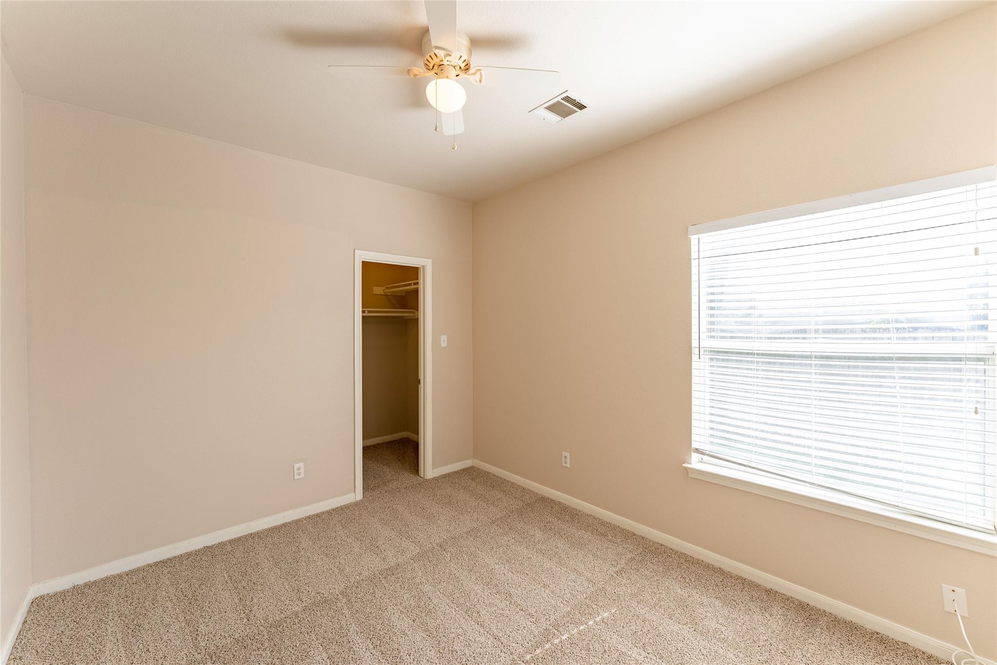 2825 Southampton Way # B, Round Rock, TX 78664