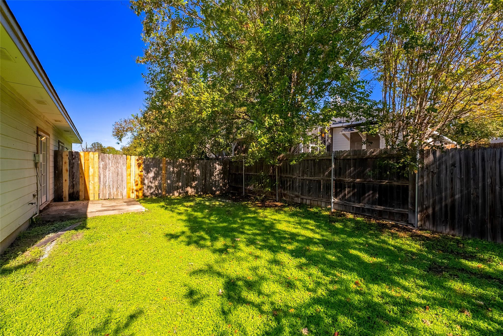 2825 Southampton Way # B, Round Rock, TX 78664