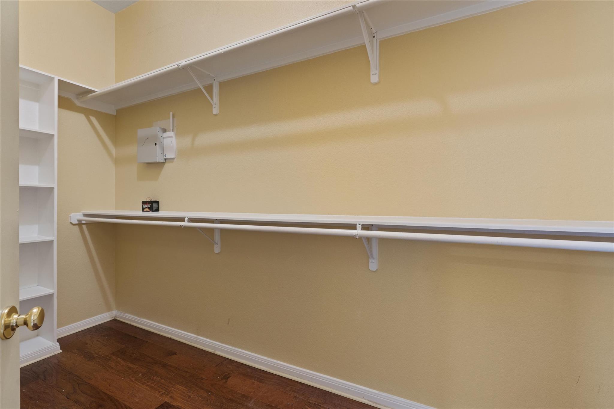 6814 Thistle Hill Way, Austin, TX 78754