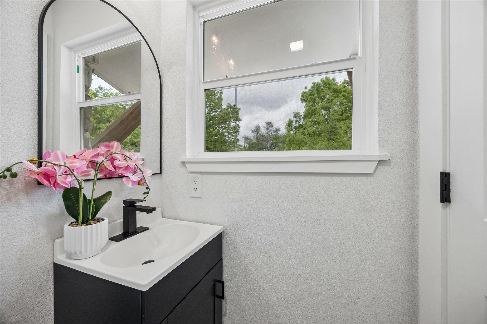 2103 Fordham Cv, Austin, TX 78723