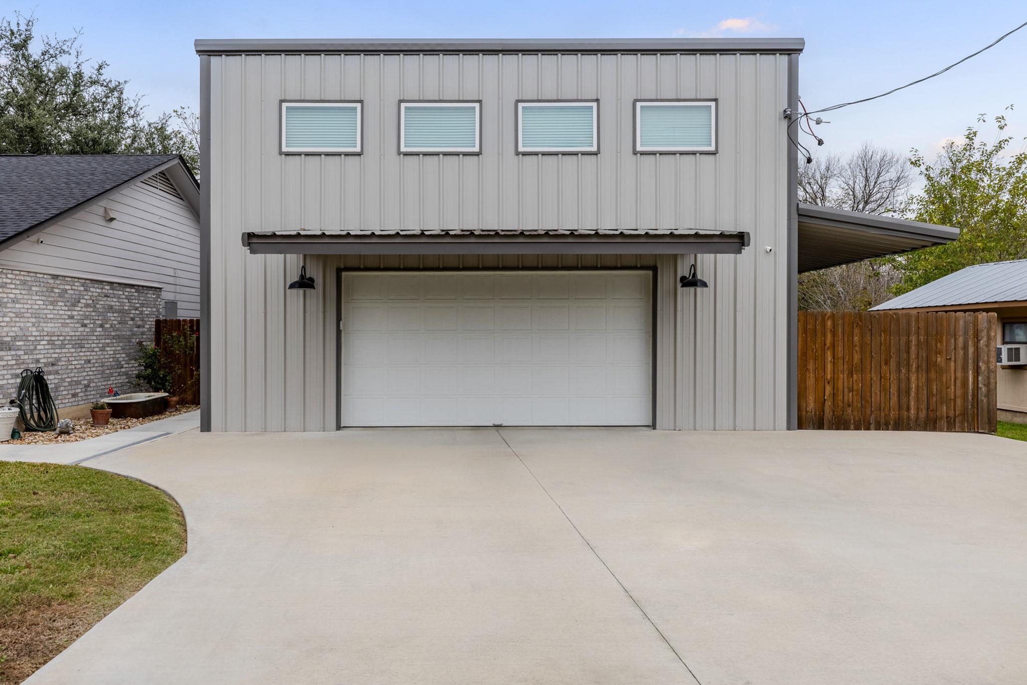 4400 County Road 123, Round Rock, TX 78664