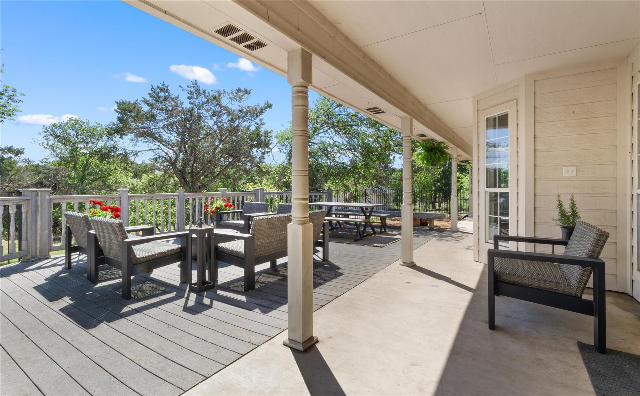 10015 Hodge Canyon Dr, Salado, TX 76571