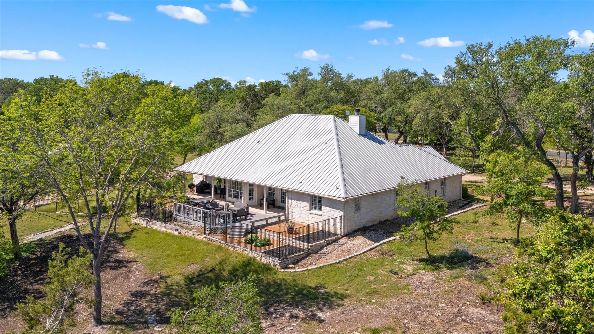 10015 Hodge Canyon Dr, Salado, TX 76571